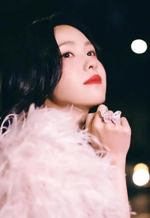 明星图片陈都灵|美女|金庸武侠_网易订阅