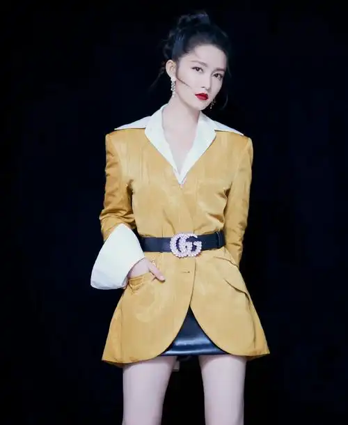 李沁|性感甜美女神|美图壁纸好身材|壁纸|李沁_手机网易网