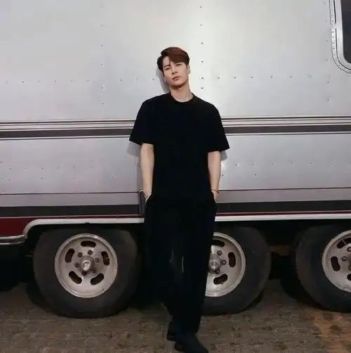 微信头像王嘉尔