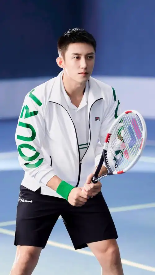 fila时尚运动代言人黄景瑜##黄景瑜他从火光中走来