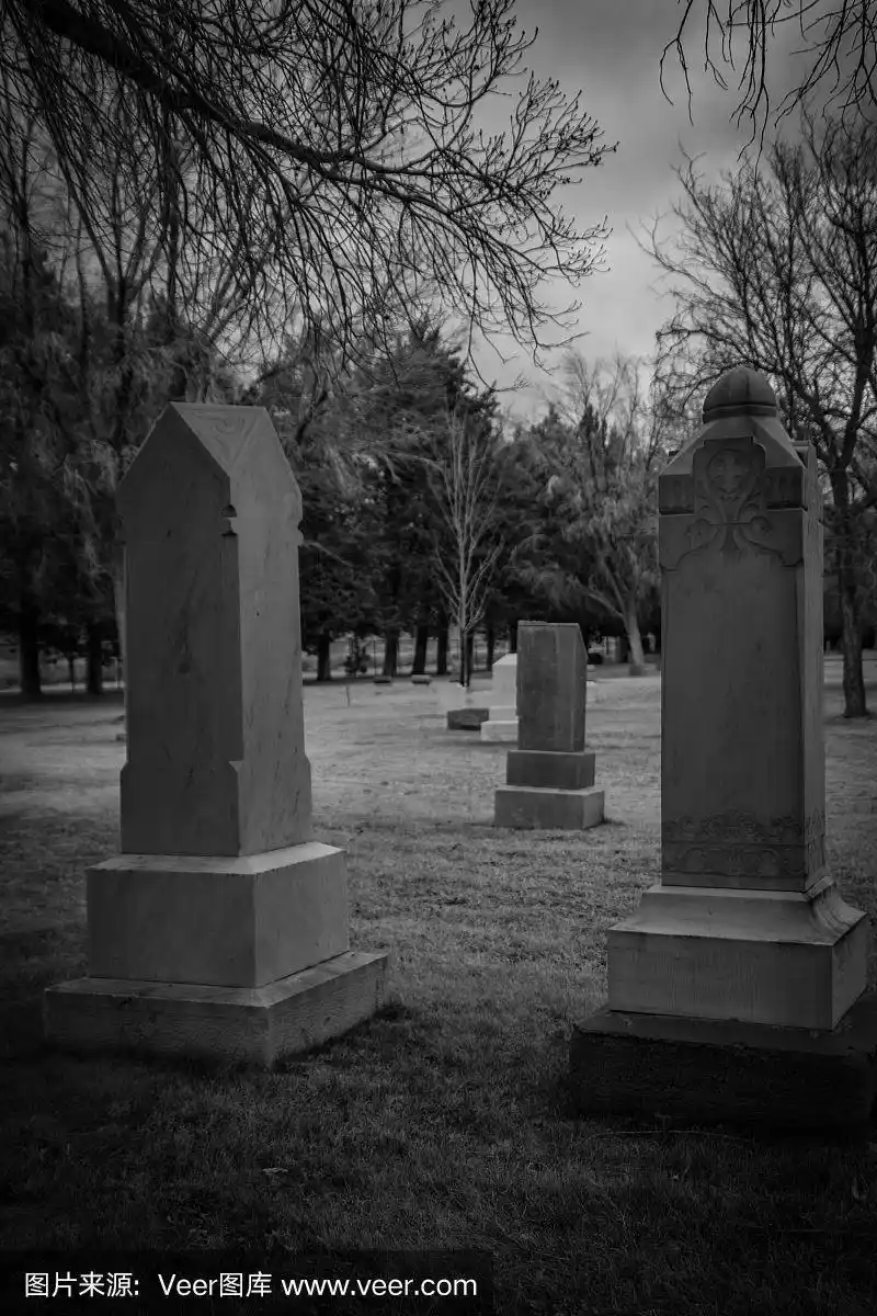 黑白墓碑