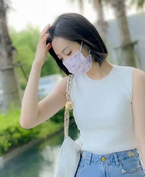 宋茜白色t恤生活照合集