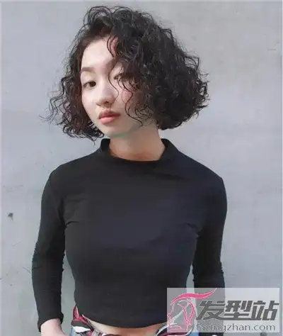 女士短发小卷烫发羊毛卷短发灵动俏皮可人