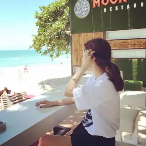 女生头像侧脸最爱iby小殇