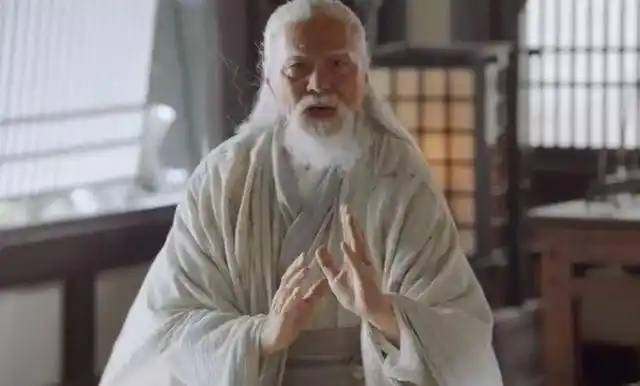 张三丰为何没去打明教你看谢逊的师父是谁张真人难免忌惮三分