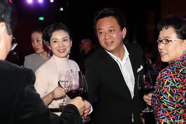 我必须和你离婚,给董卿一个名分,密春雷后悔了吗?