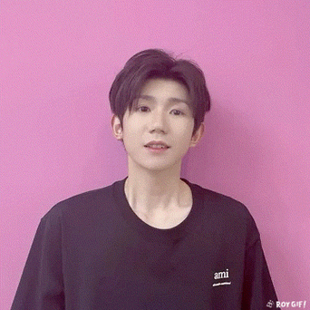 王源客厅狂欢巡演##王源二巡先行曲上线#    240514 qq音乐视频