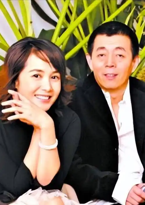 结婚30年,目睹顾长卫"梅开二度"仍不放手,蒋雯丽远比你想得更聪明