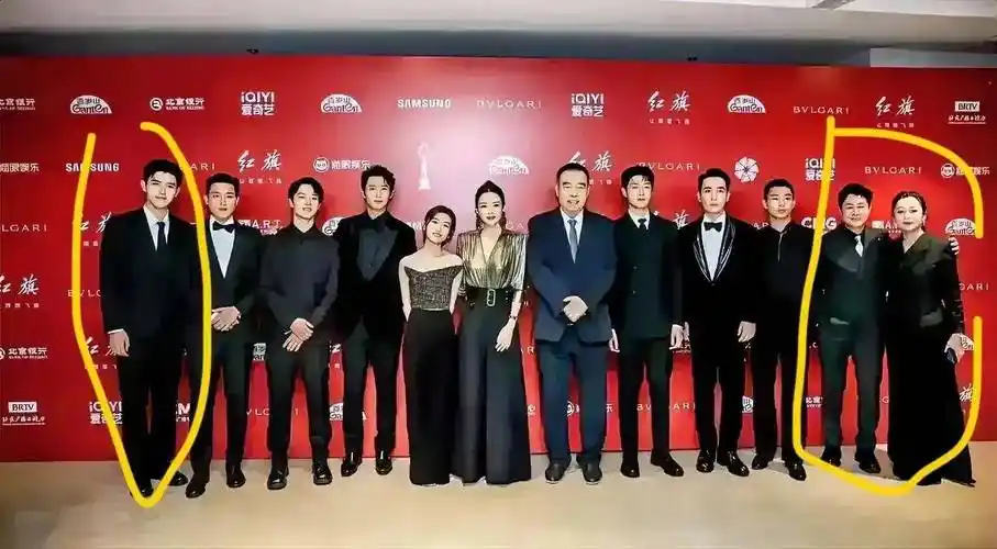 160的张子枫,同框164的章子怡,瞬间被碾压,谁谎报身高?