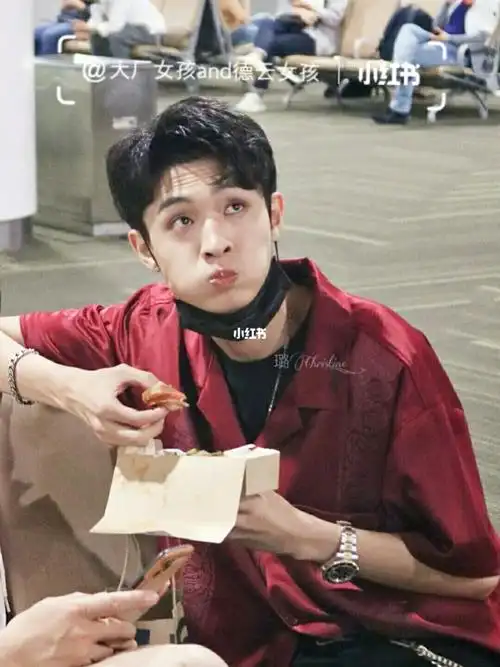 天上人间四月天,先生名叫秦霄贤_纹身_全世界最好的秦霄贤_娱乐_明星