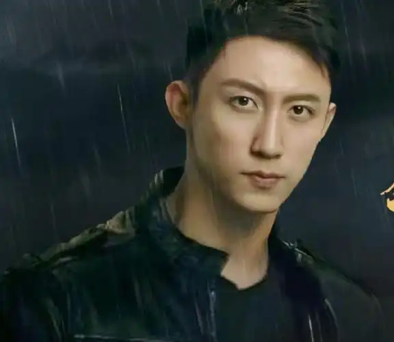 黄景瑜又一犯罪题材新剧来了,合作老戏骨,网友:追定了