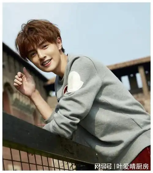 真要看男扮女装,这7位才是教科书|尊龙|反串|马天宇|侯明昊|张卫健