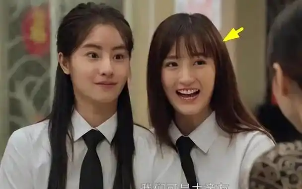 在10月9日,娱乐记者捕捉到了林更新与他的新女友一同外出购物的画面