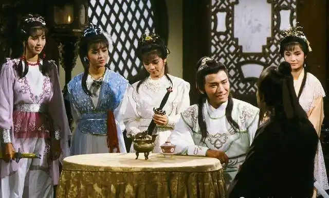 80年代才是三哥的巅峰,这七部武侠剧,现在看还是经典_戚美珍_历史