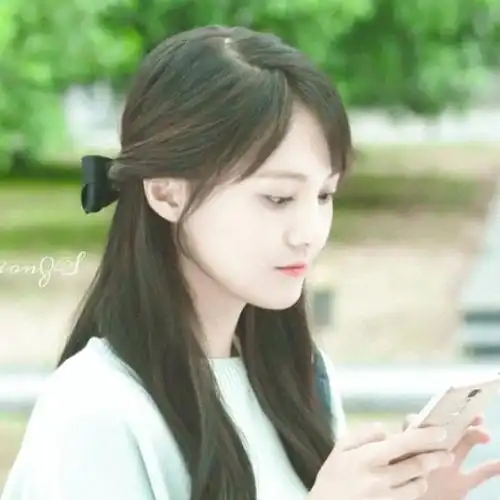 郑爽的皮卡丘头像2020皮卡丘头像