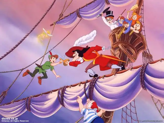 小飞侠彼得潘 小飞侠彼德·潘可以说是迪斯尼的头号偶像,他是迪斯尼