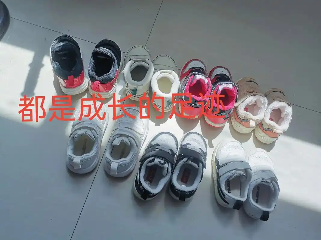 旧鞋子 俺孩儿之前穿过的鞋,很干净,保存的也很好,有宝妈不 - 抖音