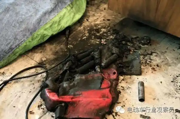 电动车又爆炸起火锂电池安全不能马虎