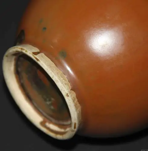 定窑紫釉玉壶春瓶