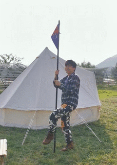 烧着10块钱一根的柴,我的心冷了