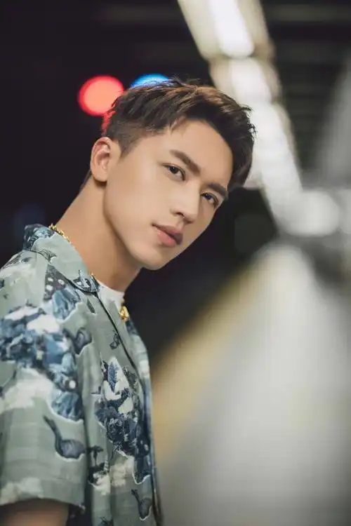 率性不羁男友力max——许魏洲