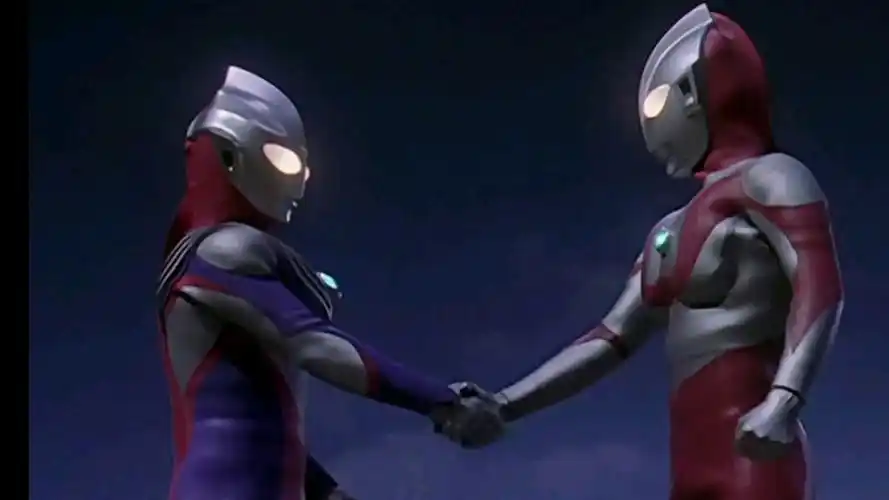 迪迦奥特曼奥特之星,经典童年回忆,大古穿越时空,迪迦与初代奥特曼