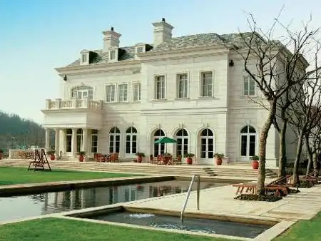 口红一哥李佳琦上海豪掷13亿购豪宅网友他值得