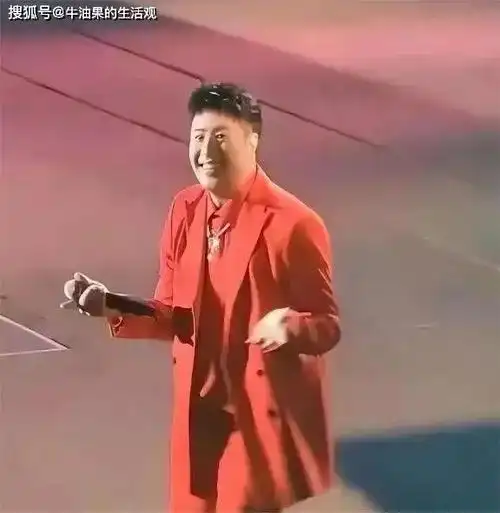 2017年潘玮柏吴昕参加一档恋爱真人秀,把电影里的浪漫桥段带到生活中