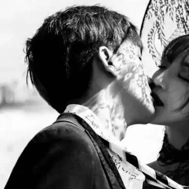 霸气情头超拽一对一真人两个人的承诺好好的过