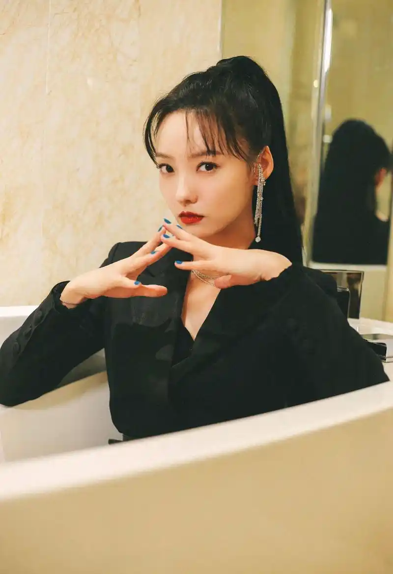 明星写真美图|林源