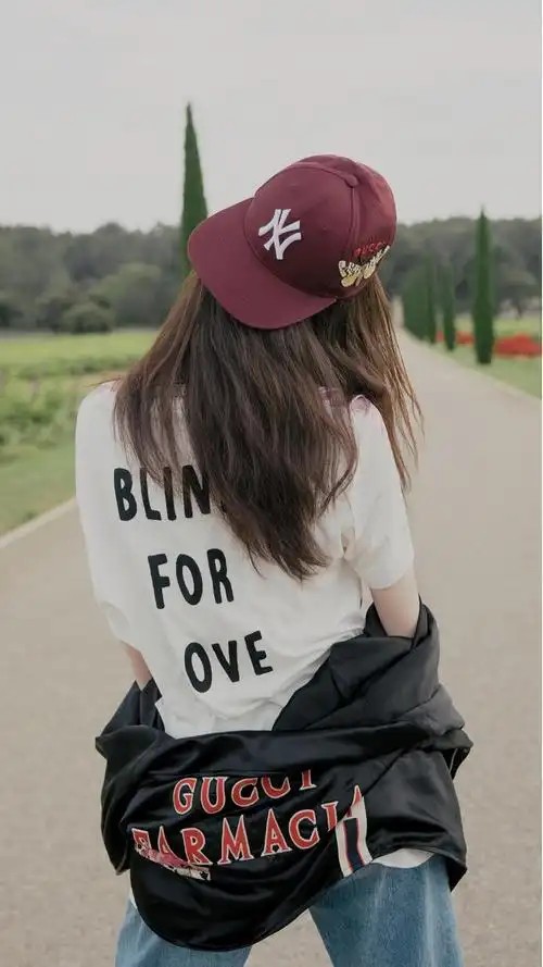 个性女孩背影,锁屏图片,手机壁纸,女性-回车桌面