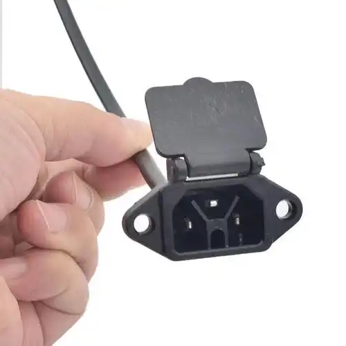 雅迪电动车电瓶车专用充电口充电器线雅迪新款y型插头插座转换线