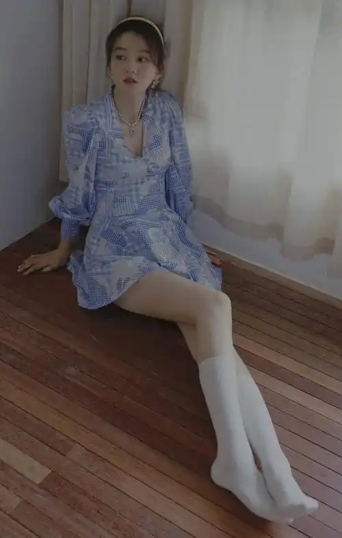 乔欣黑丝诱惑,苗条身材,高颜值性感清纯美女