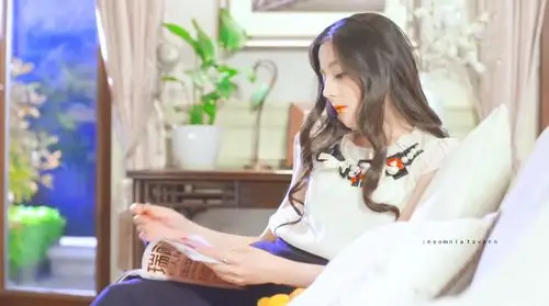 cr:土家人后援会饭修/迪丽热巴爱的阶梯宋子涵