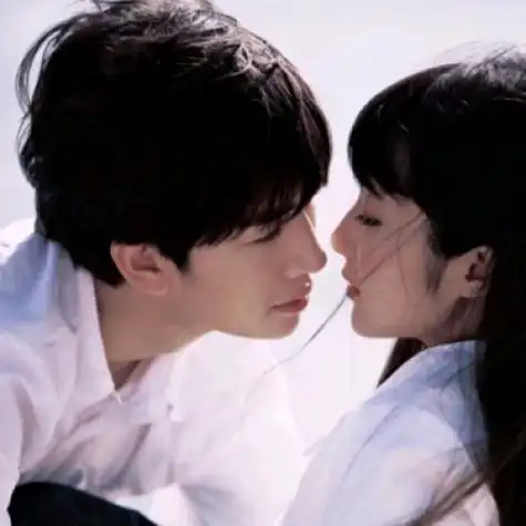 非常甜又恩爱的情侣头像00后情侣专属一对两张