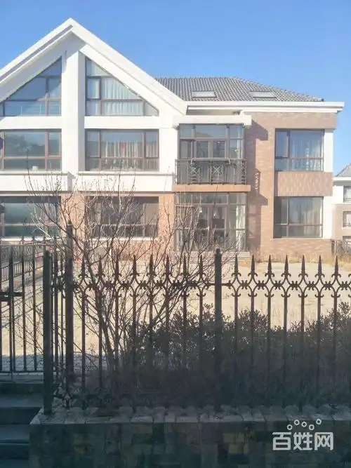 旅顺白玉山 景区 一楼带大院 别墅品质 超大平层