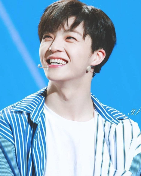 有一种笑容叫陈立农的笑容,不仅迷人,而且怎么都看不够!