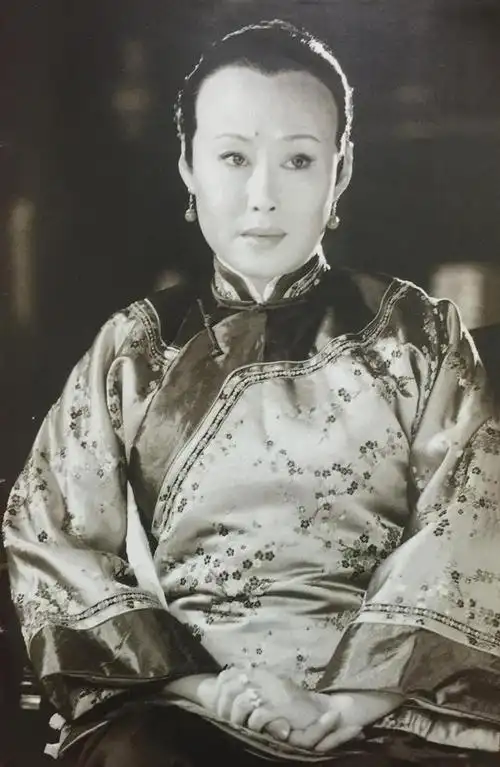 提亲黄道吉日查询2022(《大宅门》21年,10位演员境况差距巨大,女2号