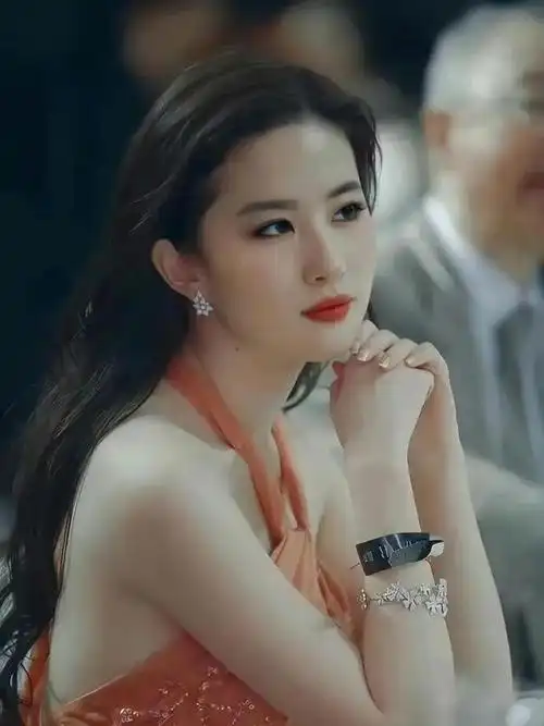 刘亦菲这颜值真是绝了啊一直美到现在