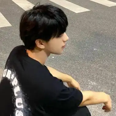 男生帅气冷酷清晰图片真人