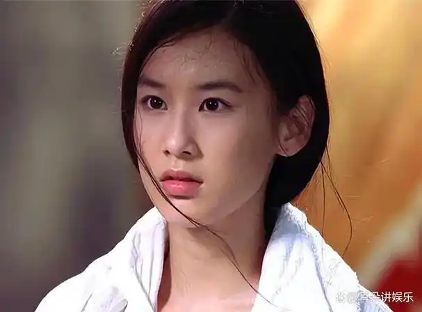 黄圣依:嫁入豪门隐藏8年,和杨子结婚17年,她过得幸福吗?