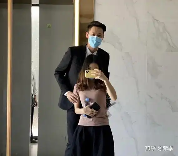 一米八几的男孩子会嫌弃一米五几的女孩子矮吗(说实话)?