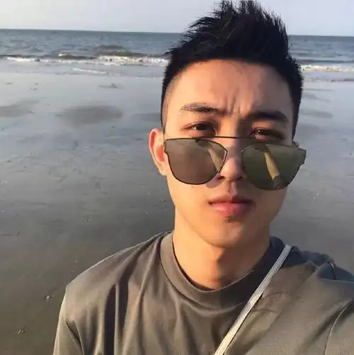 适合学生的16款飞机头短发留了痞帅