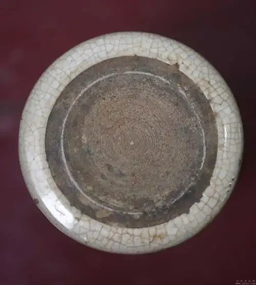 清代哥釉开片束腰笔筒