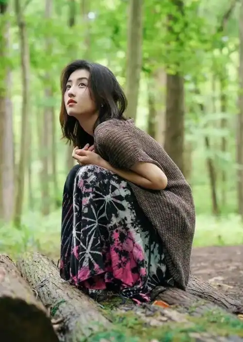 张子枫漫漫长路一个人走