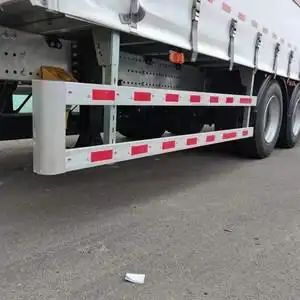 半挂车护栏