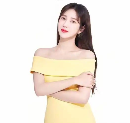 但她财阀美人的气质真的很绝_李智雅_身材_服装