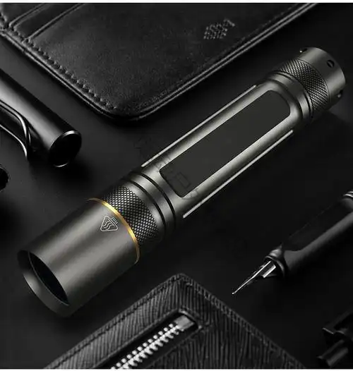 路特仕365紫光灯紫外线手电筒荧光剂检测笔琥珀蜜蜡防伪验钞灯三核uv