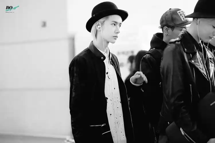 王一博白牡丹 - 堆糖,美图壁纸兴趣社区