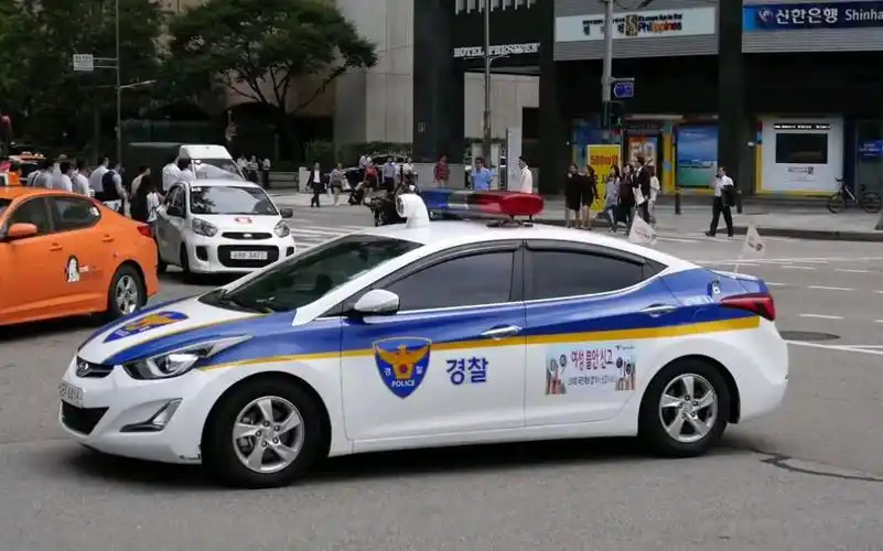 【搬运】韩国首尔地方警察厅的警车日常巡逻中_哔哩哔哩_bilibili
